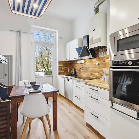 Kaiser-wilhelm-lodge Mit 90m2 Aparthotel Wilhelmshaven